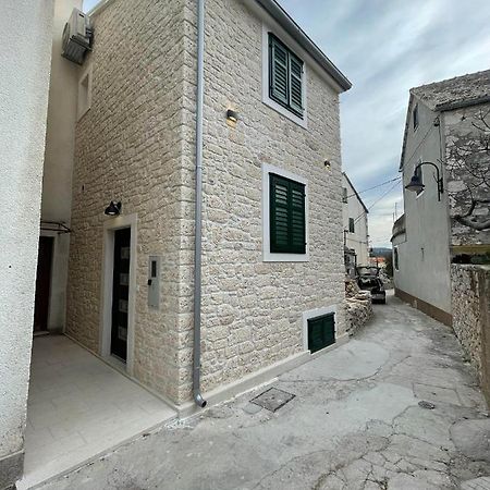 Citadela Appartement Primošten Buitenkant foto