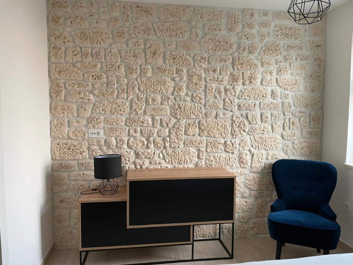 Citadela Appartement Primošten Buitenkant foto