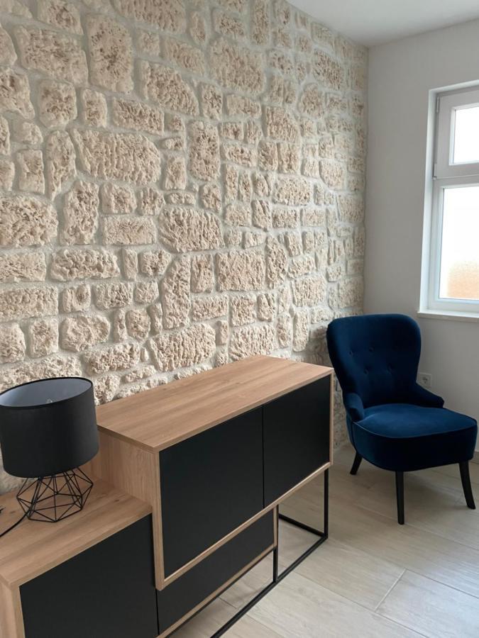 Citadela Appartement Primošten Buitenkant foto