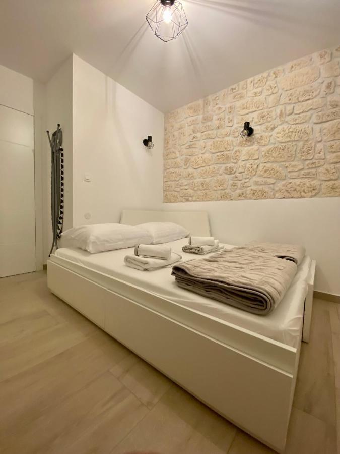 Citadela Appartement Primošten Buitenkant foto